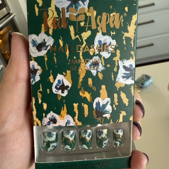 Red Aspen Other - Rae's Aspen Green Floral Nail Dashes Mikayla’s Teal Romance